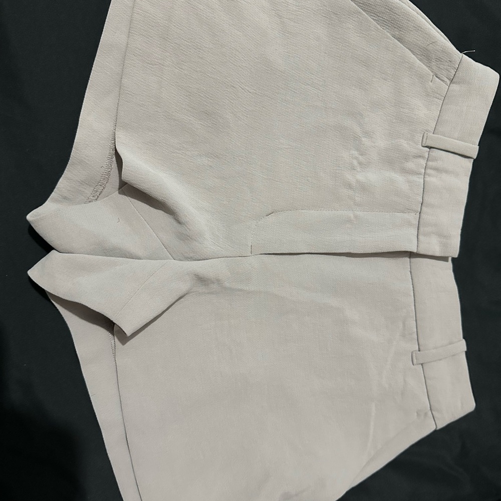 Aritzia Wilfred Anthem short - Picture 9 of 14